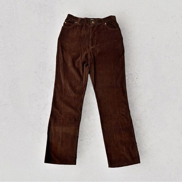 Bardot Booty- Cord High Waist Pant in chocolate - Picture 14 of 16